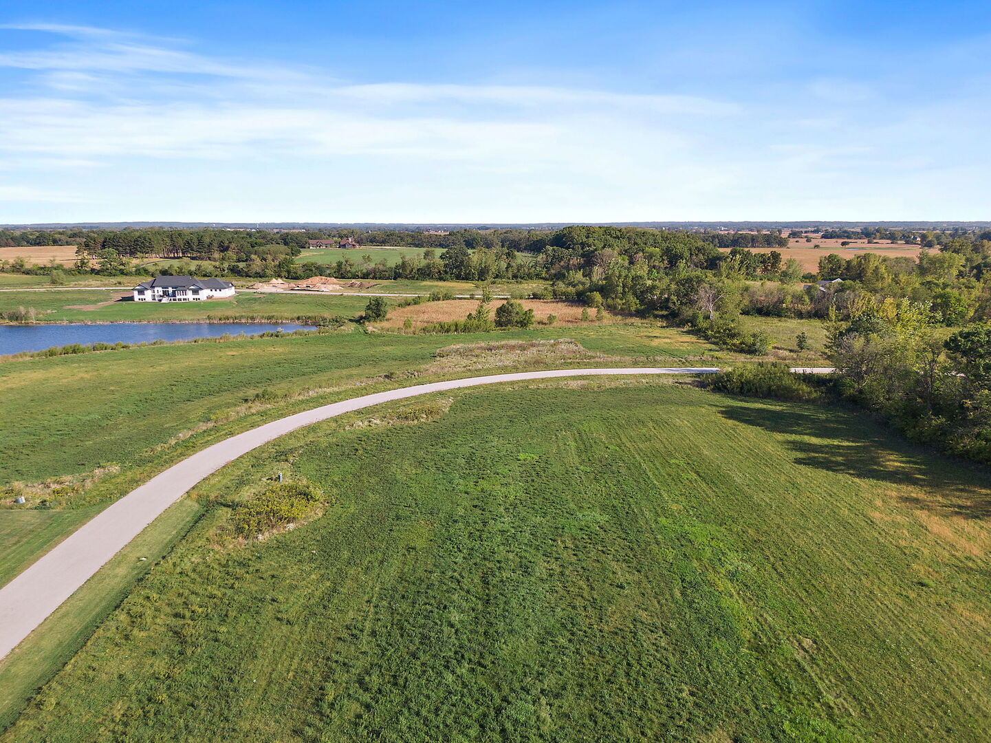 main property photo 7
