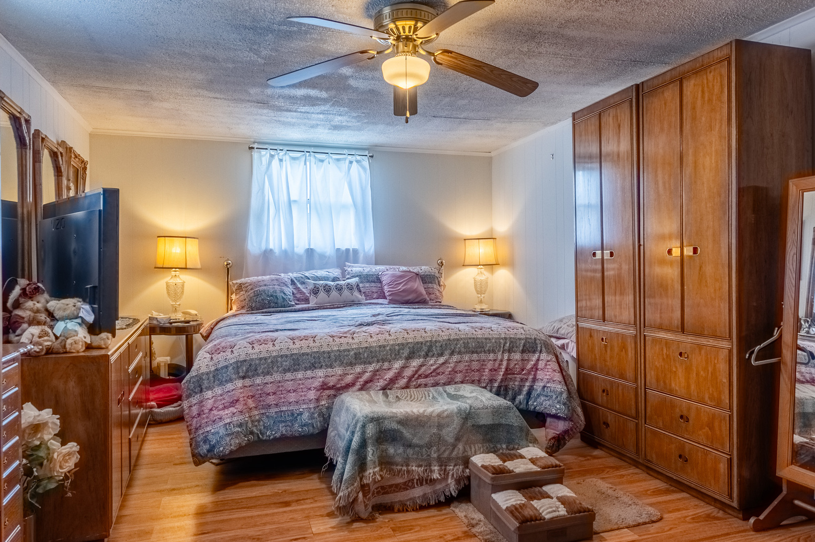 main property photo 17