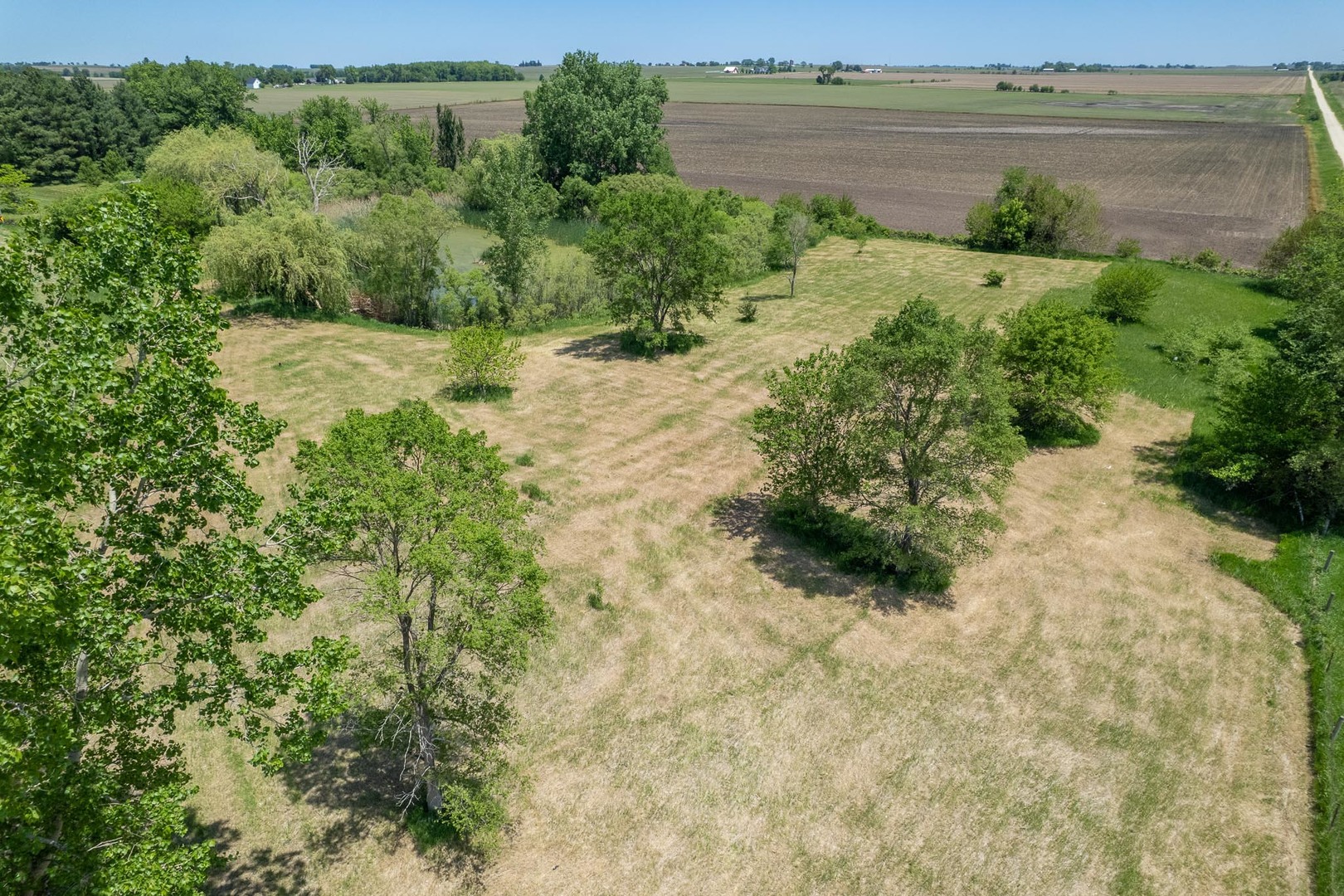 main property photo 10