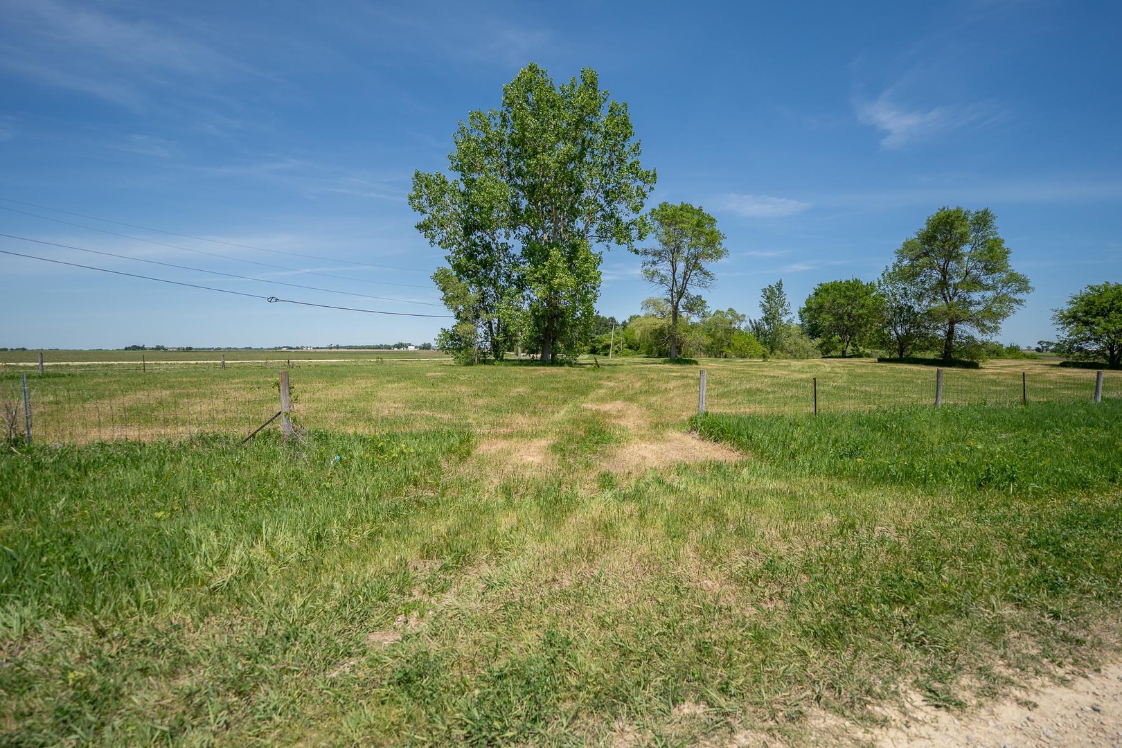 main property photo 11