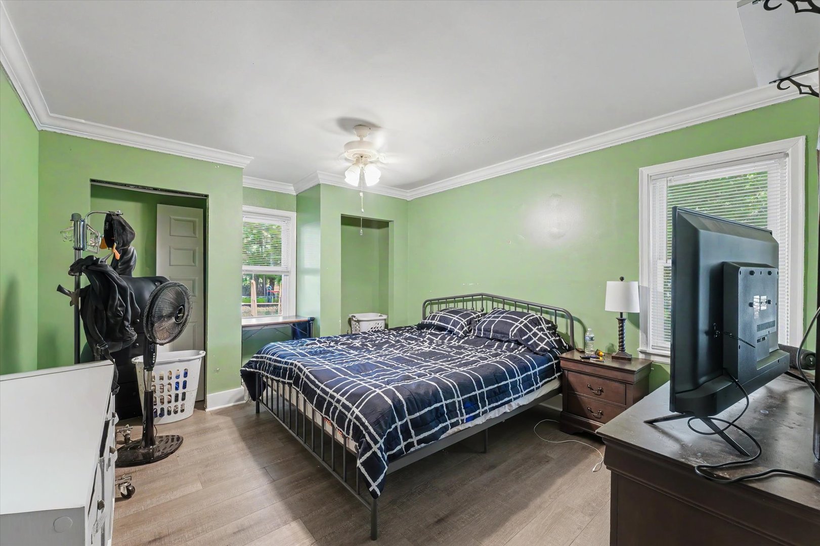 main property photo 13