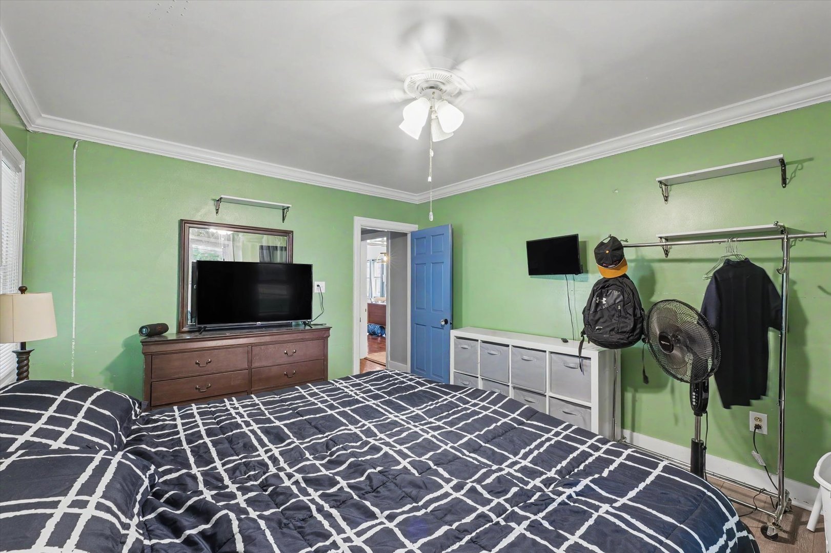 main property photo 14