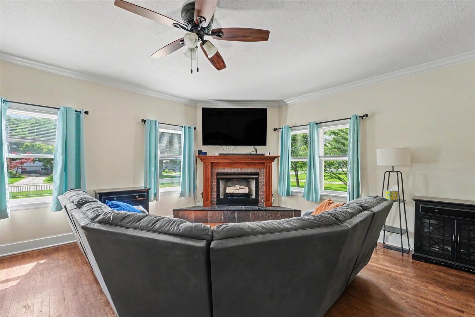 main property photo 5