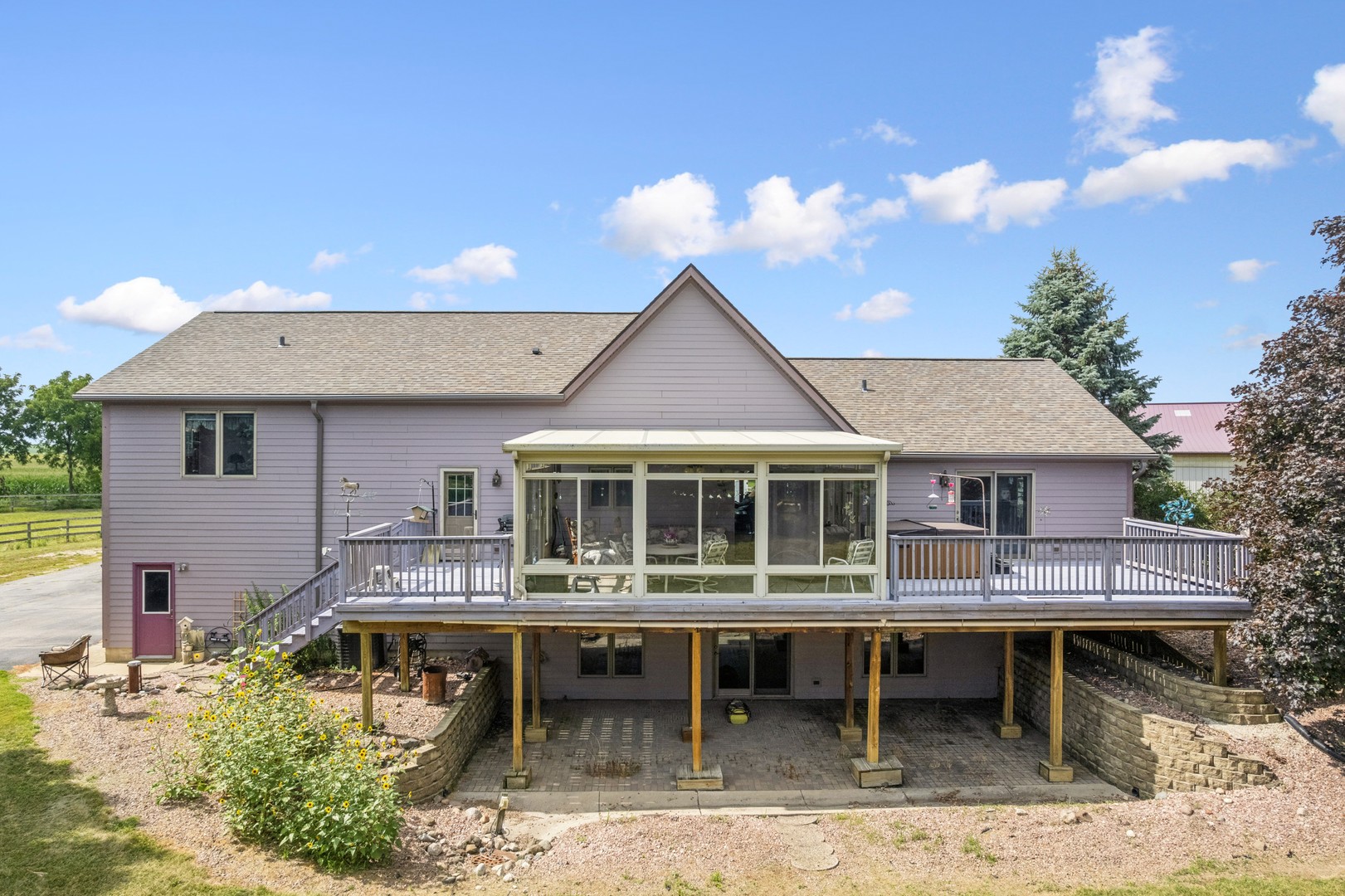 main property photo 24