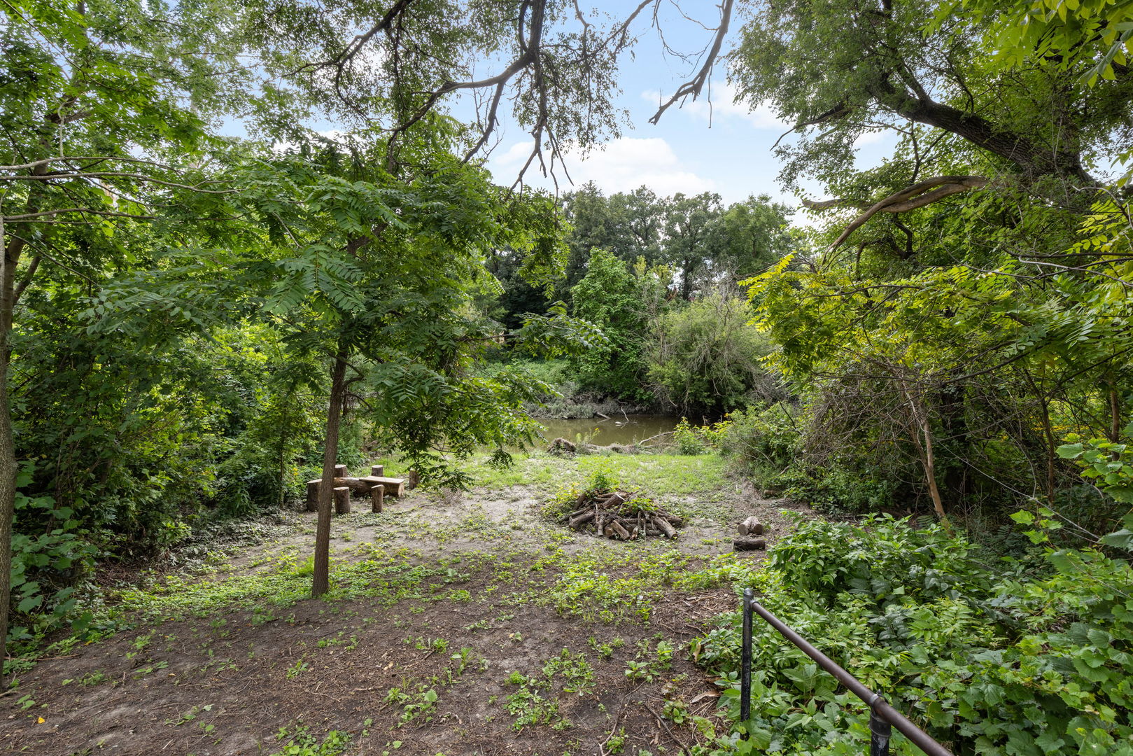 main property photo 21