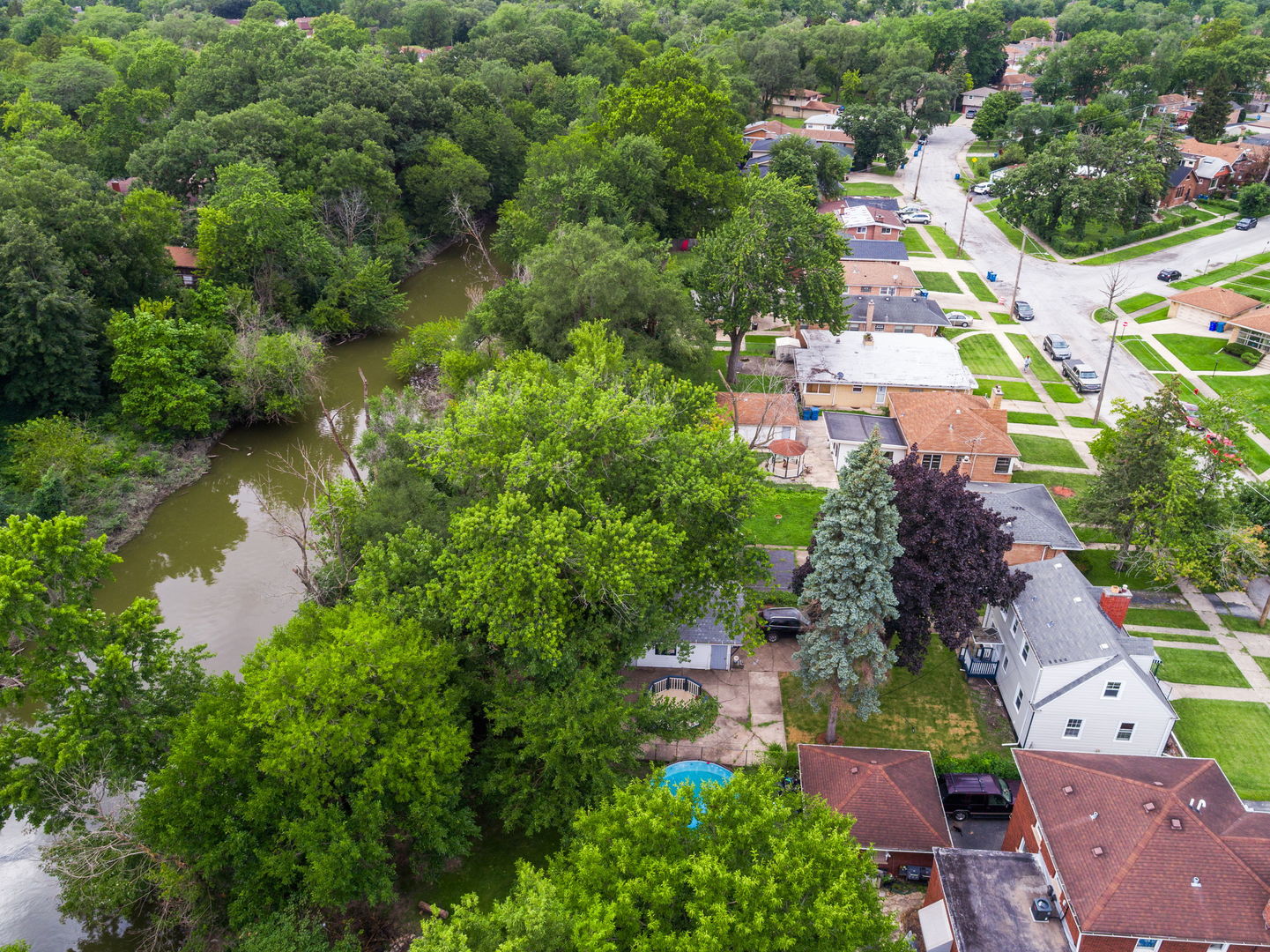 main property photo 4