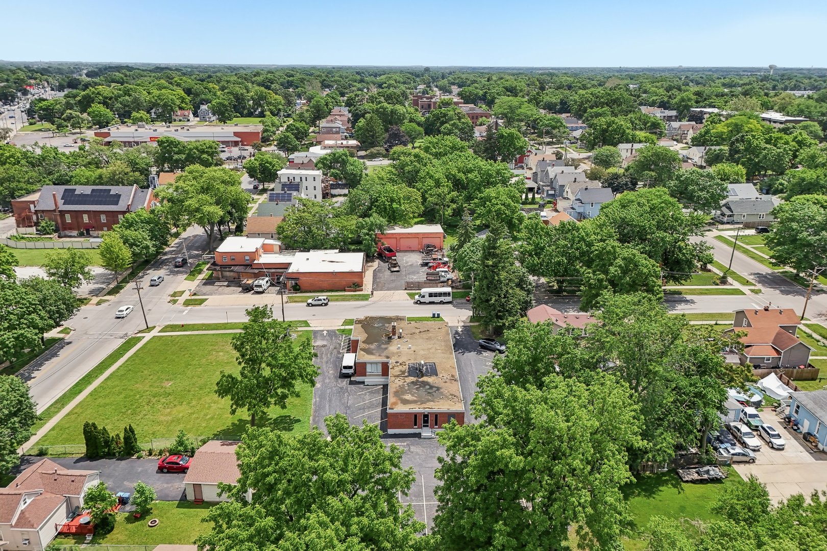 main property photo 18