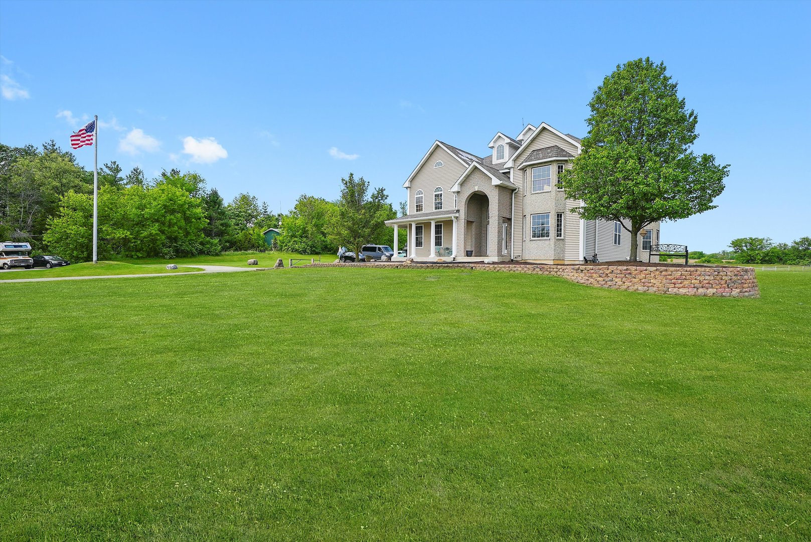 main property photo 47