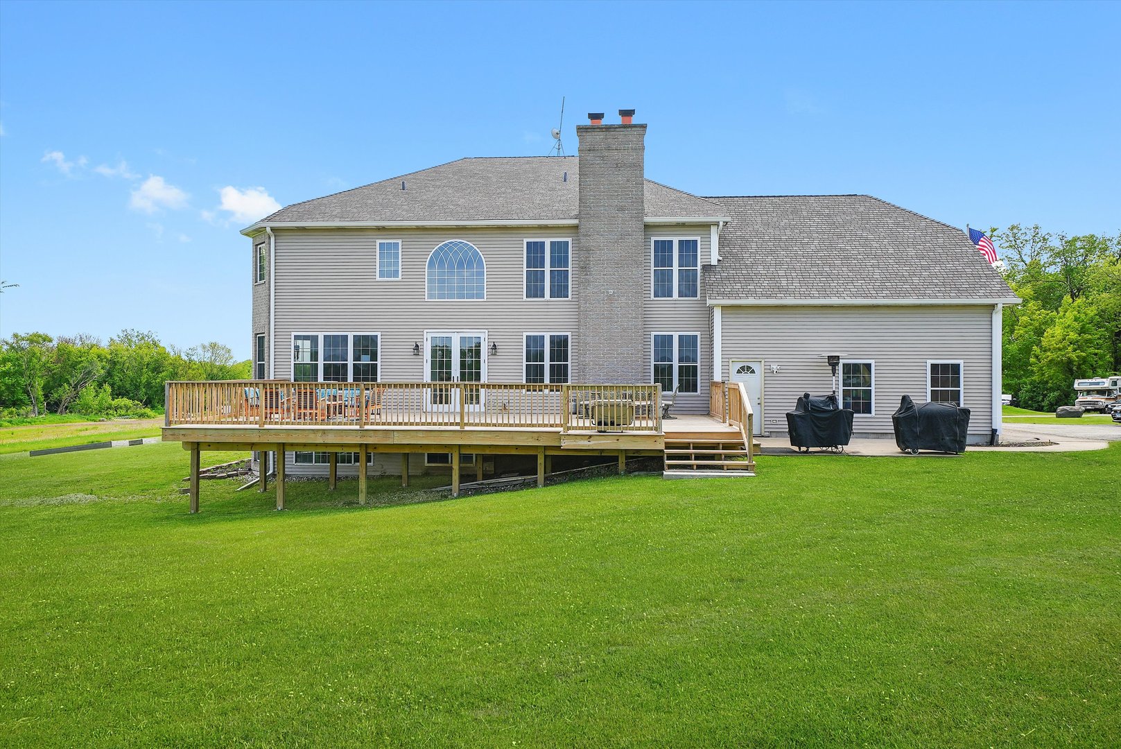 main property photo 48