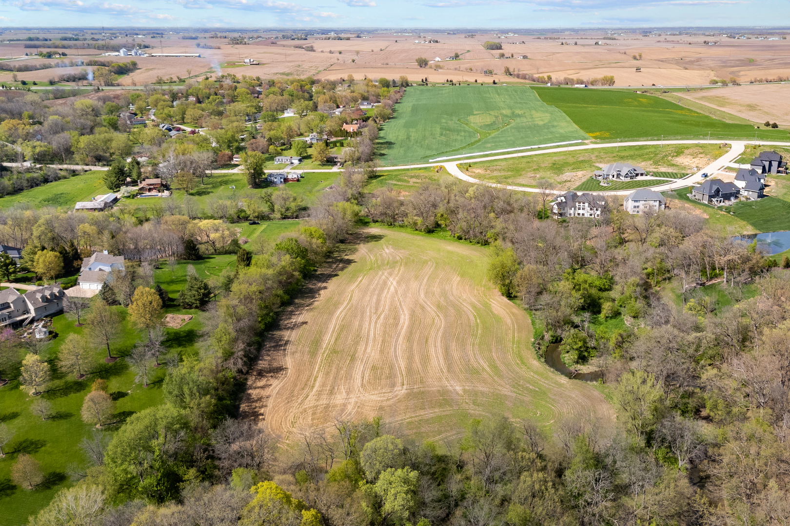 main property photo 4