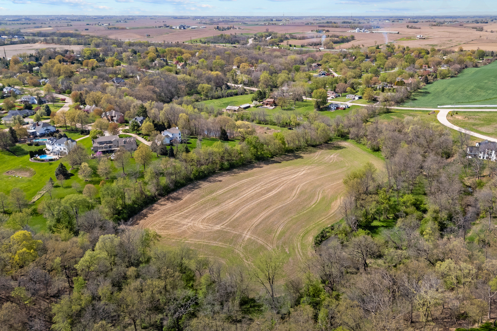 main property photo 5