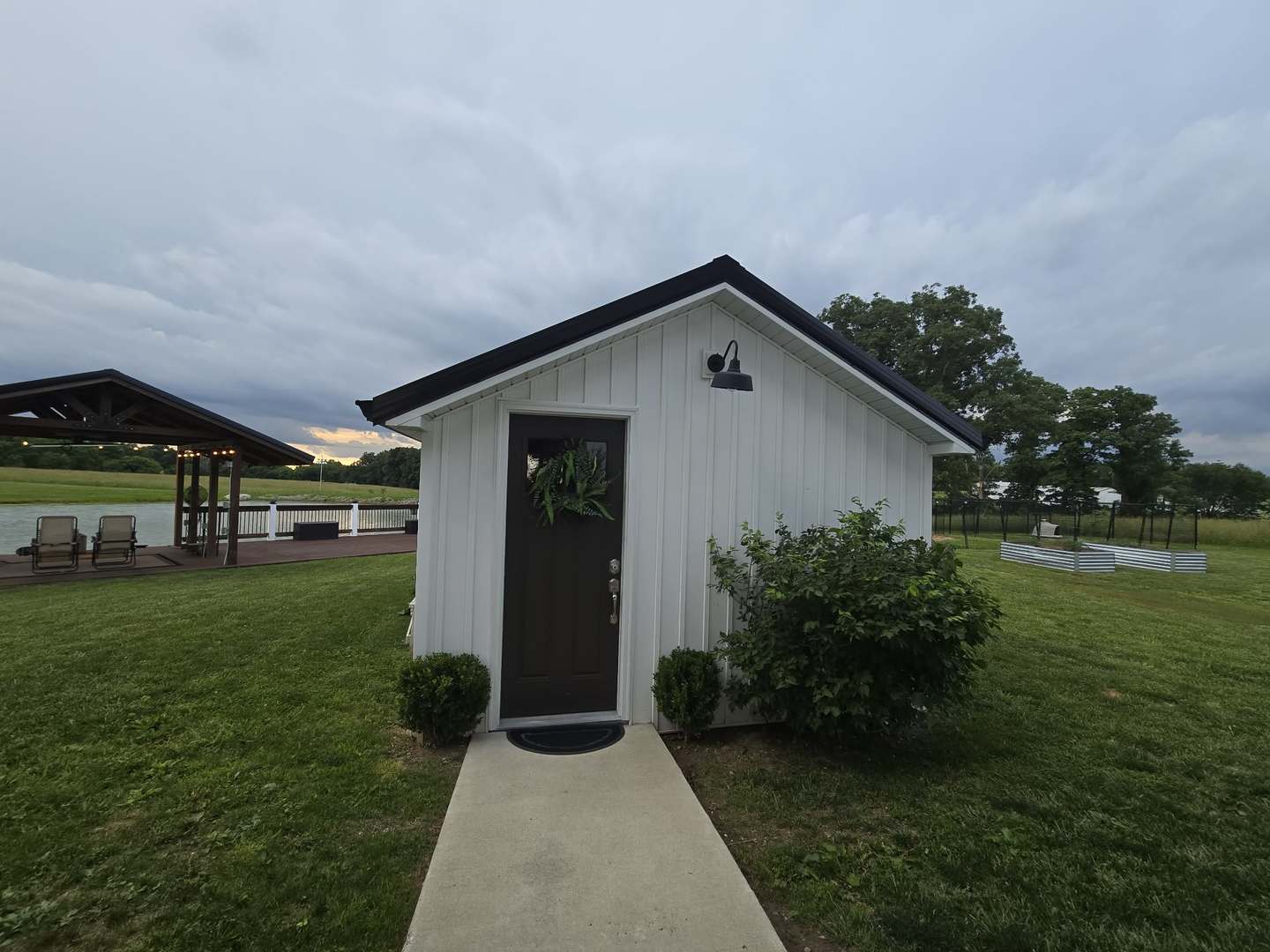 main property photo 32