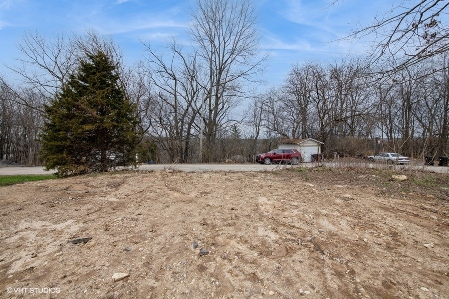 main property photo 6