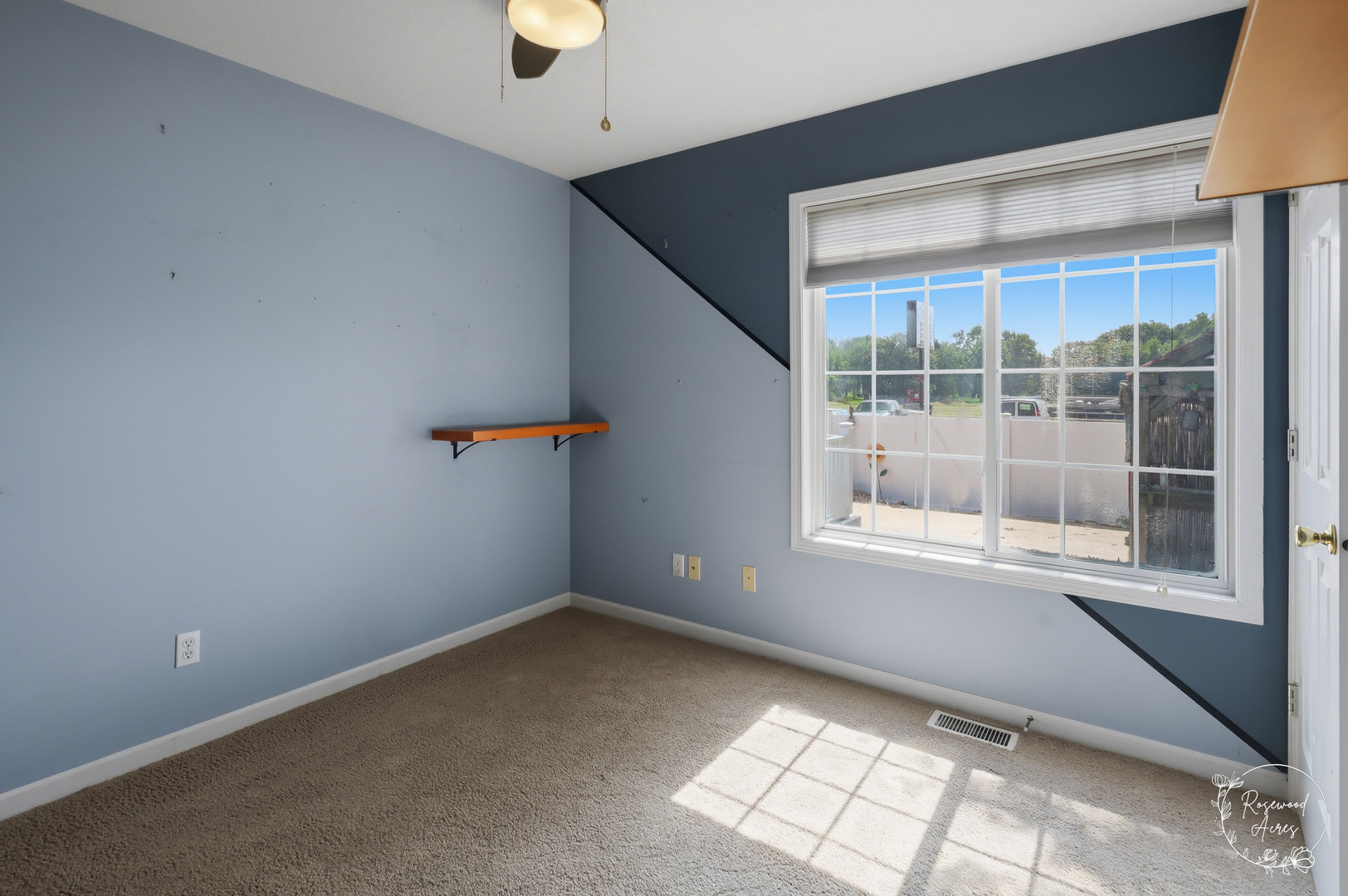 property viewer photo 9