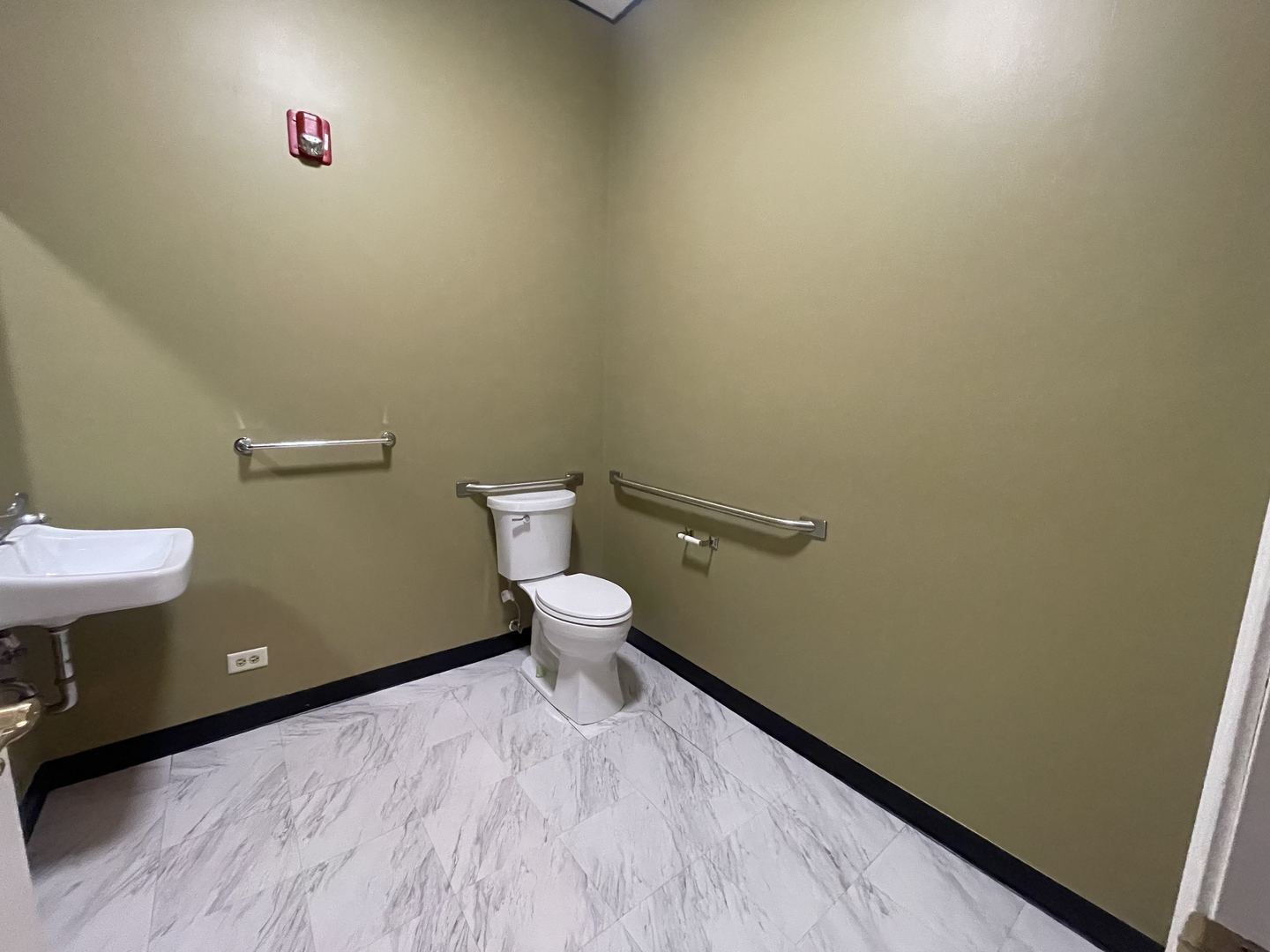 main property photo 7