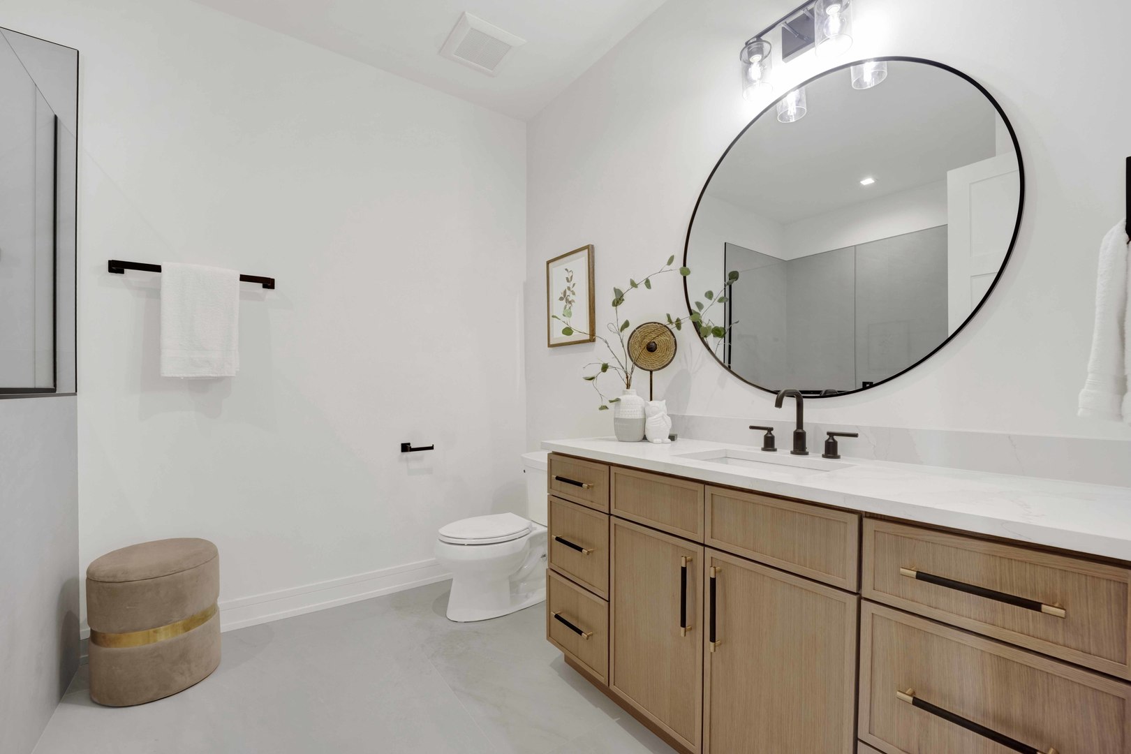 property viewer photo 14