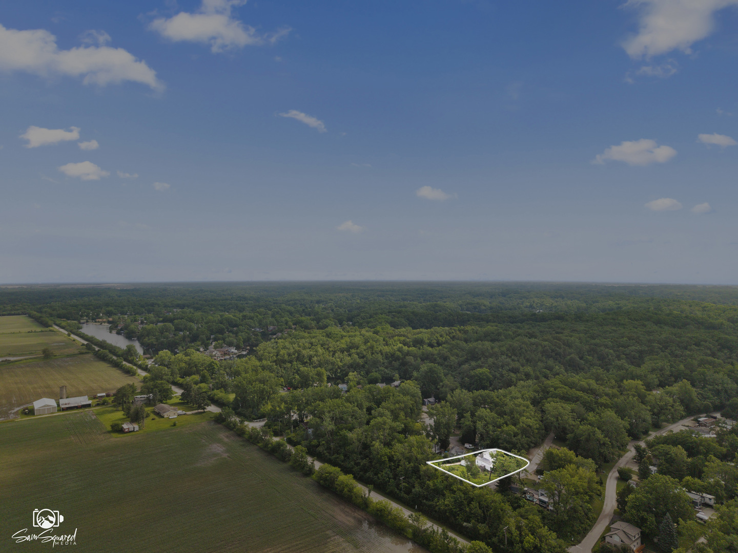 main property photo 32