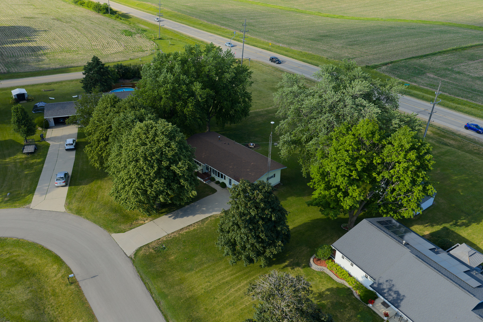 main property photo 25