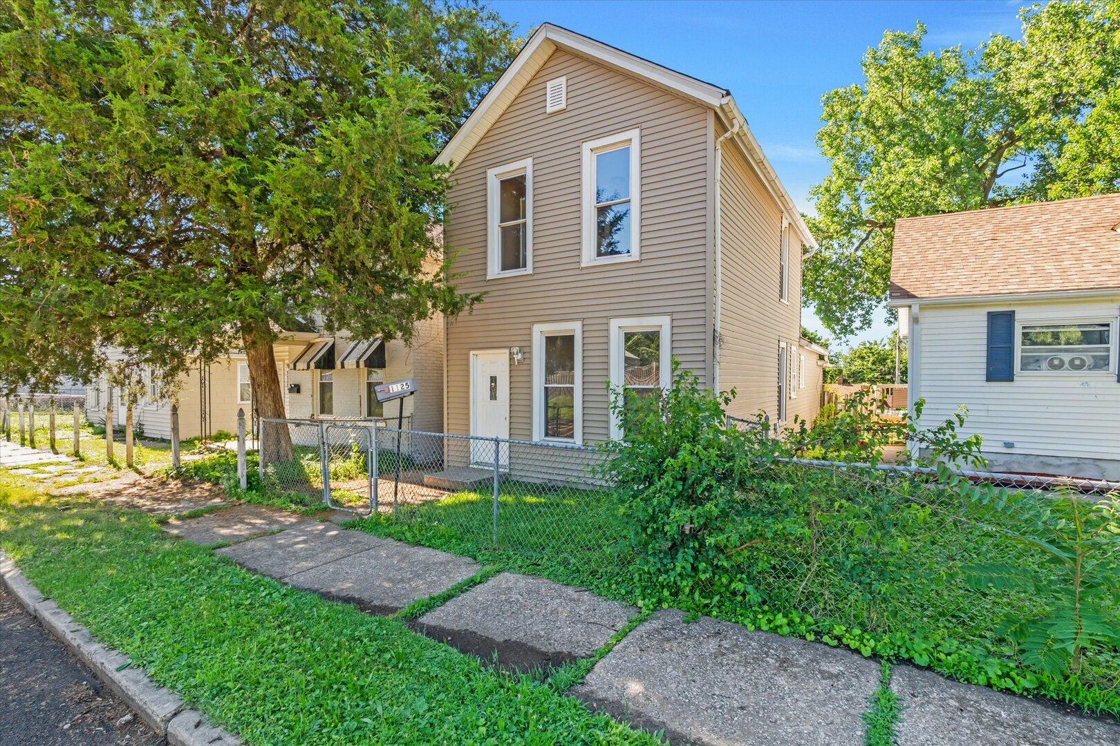 main property photo 1