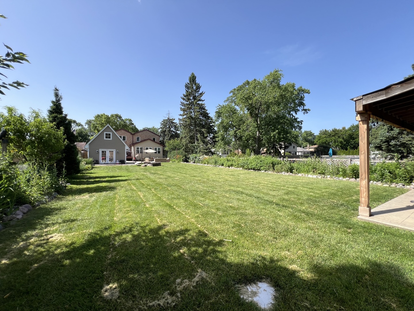 main property photo 40