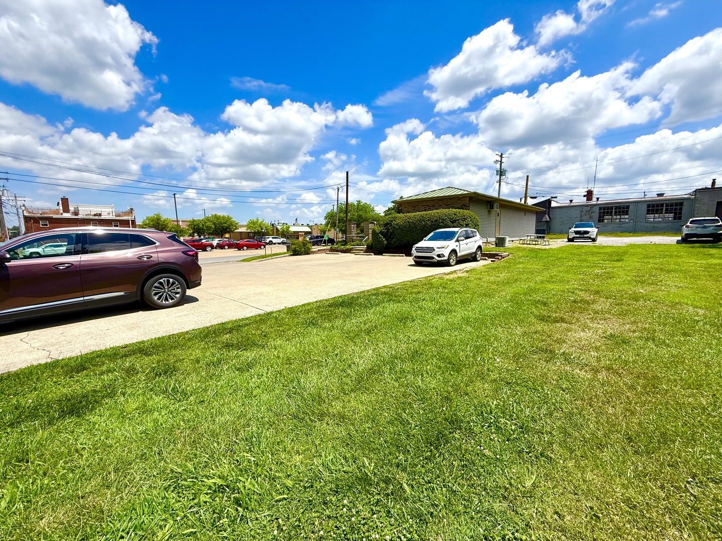 main property photo 23