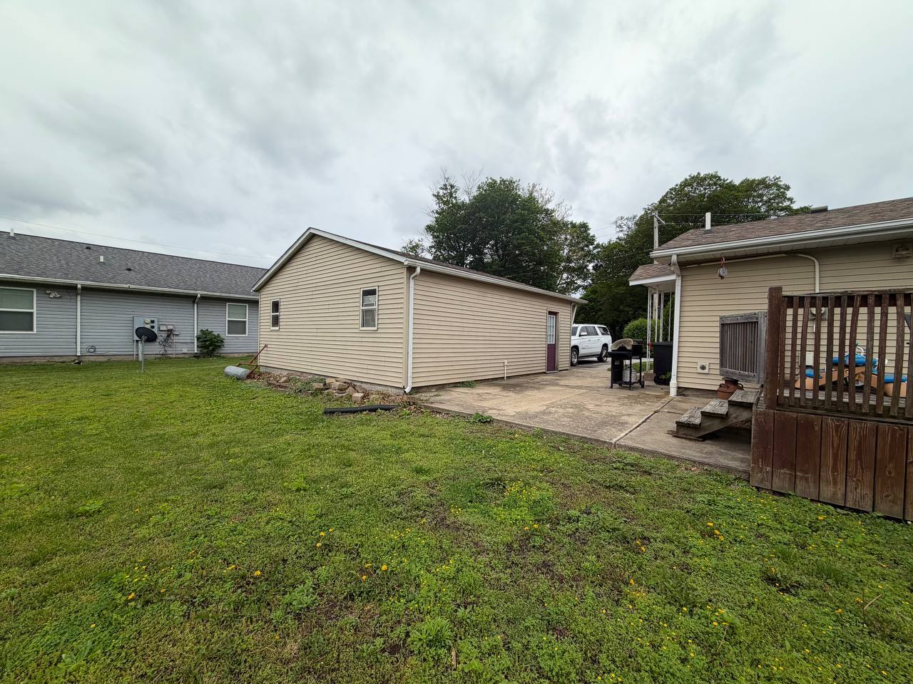 main property photo 11