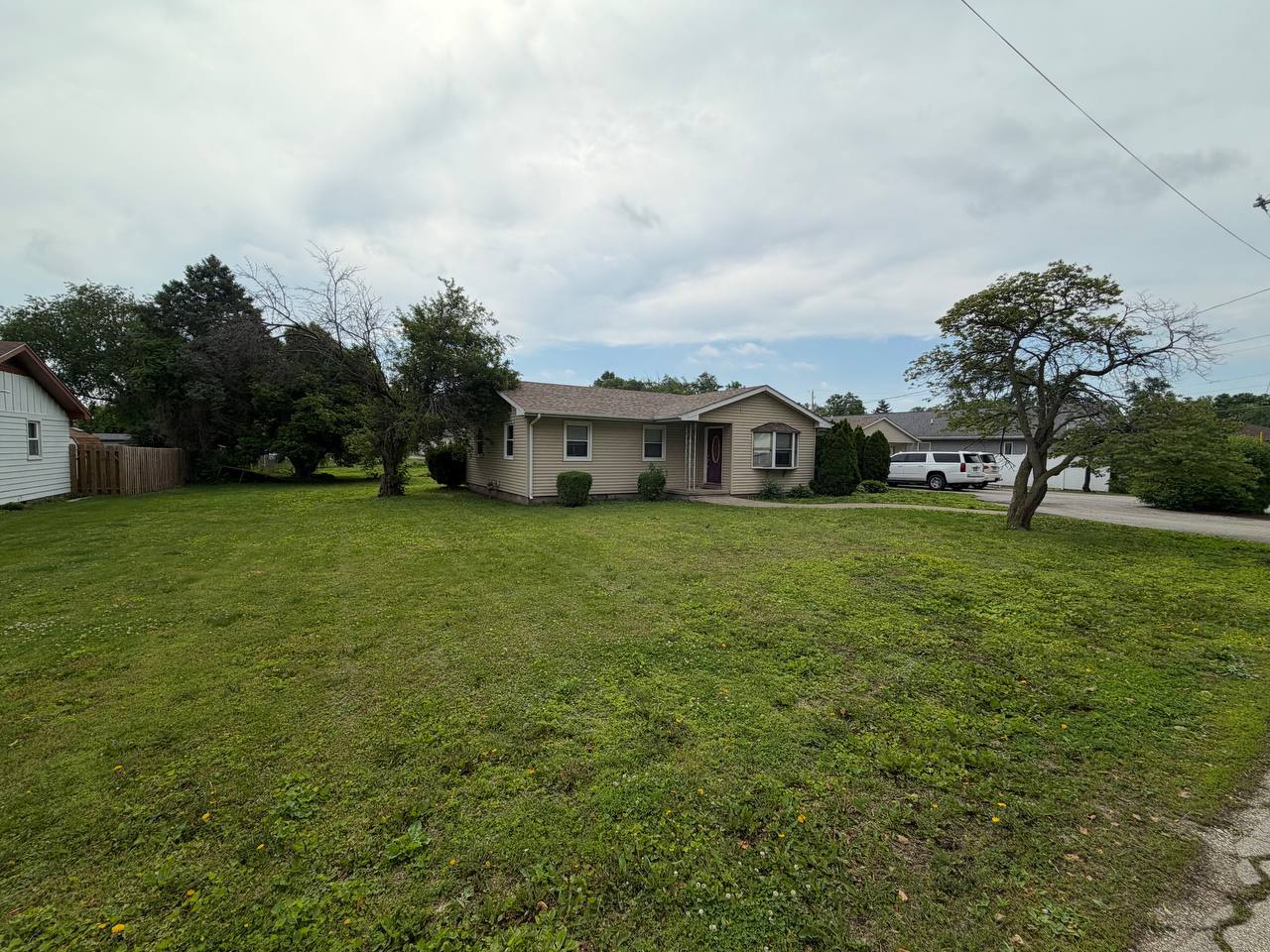 main property photo 3