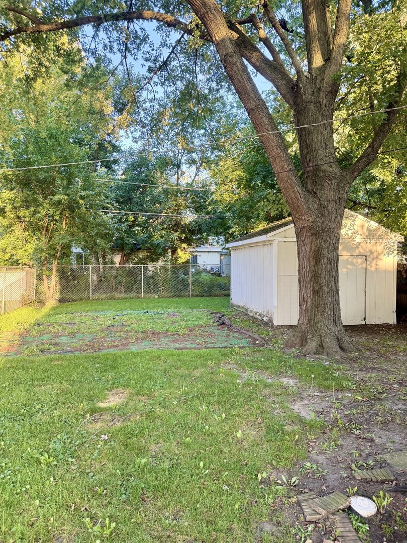 main property photo 19