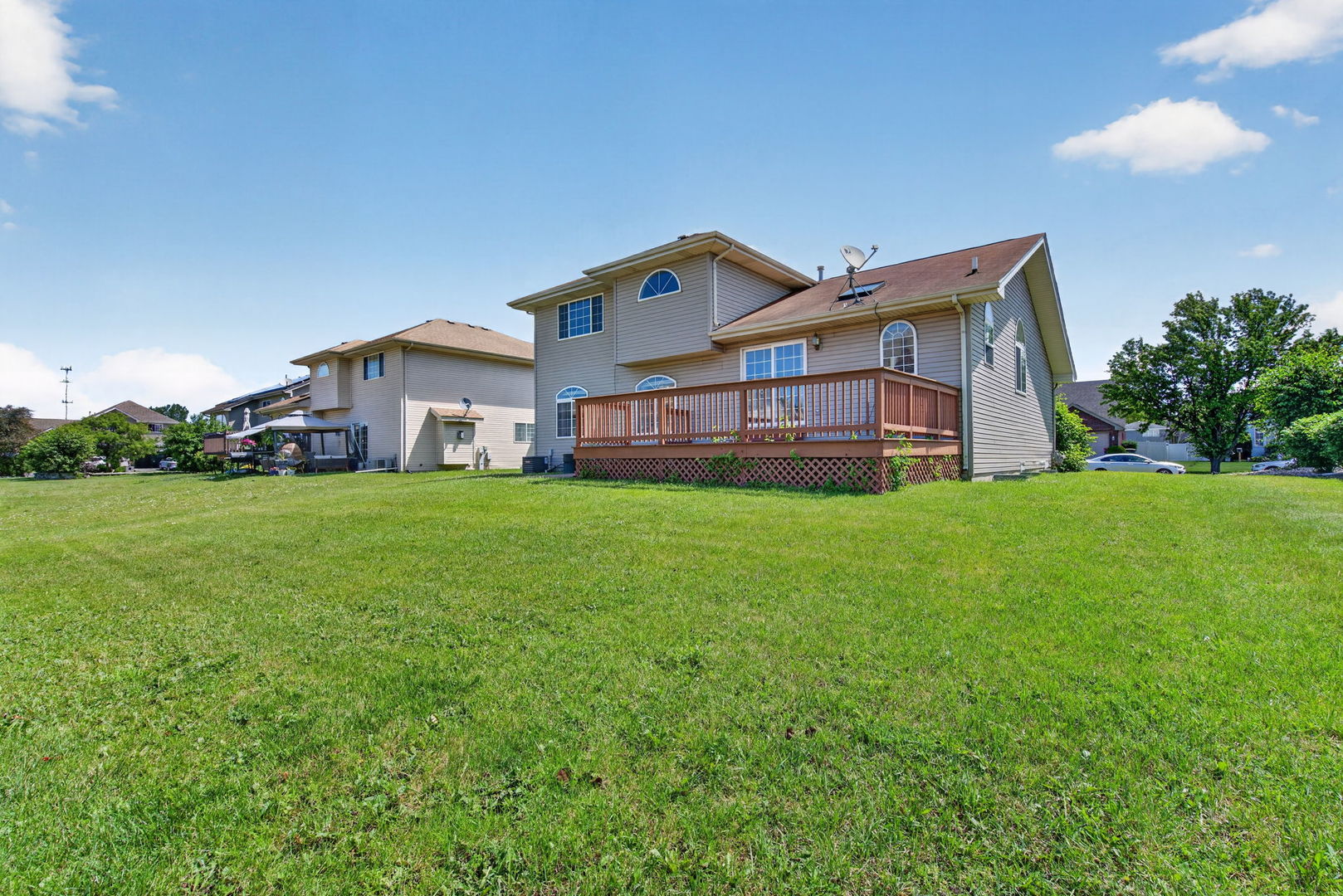 main property photo 34