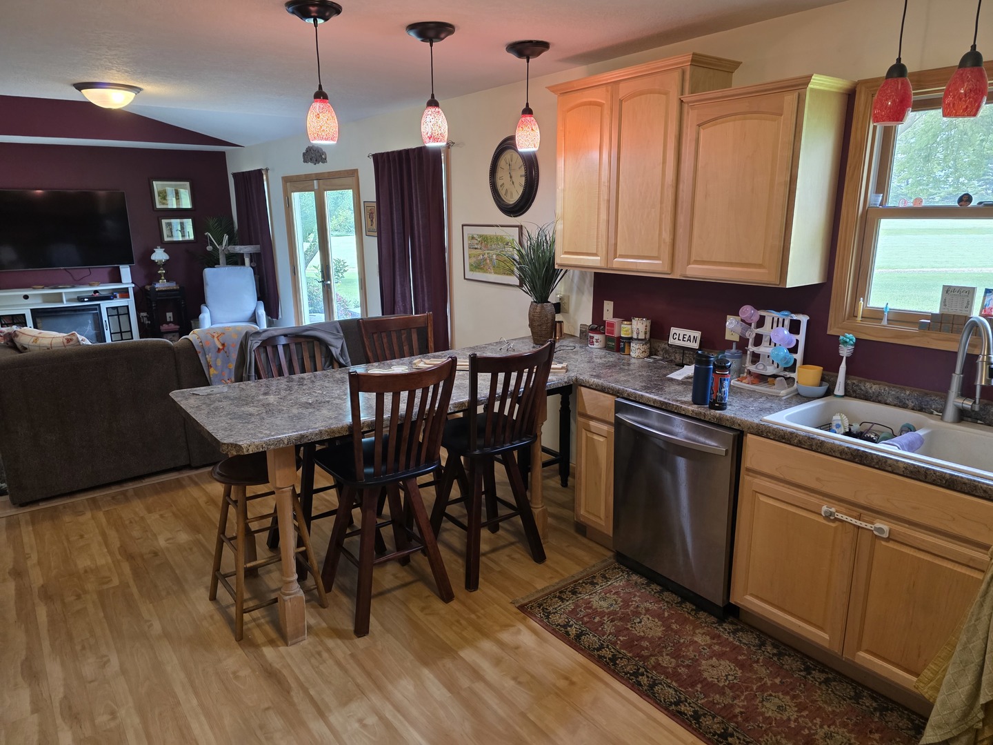 main property photo 6