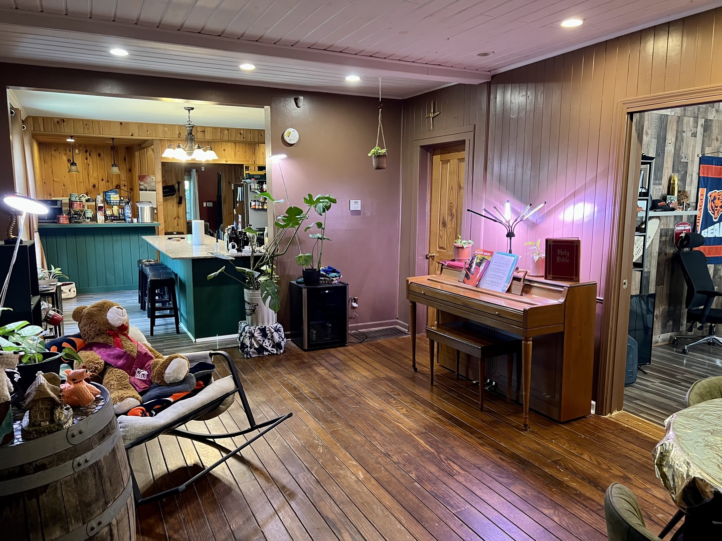 main property photo 22