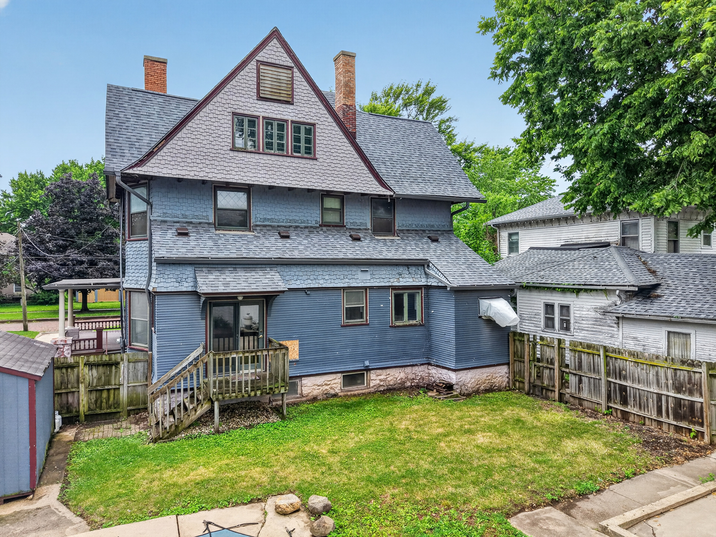main property photo 38