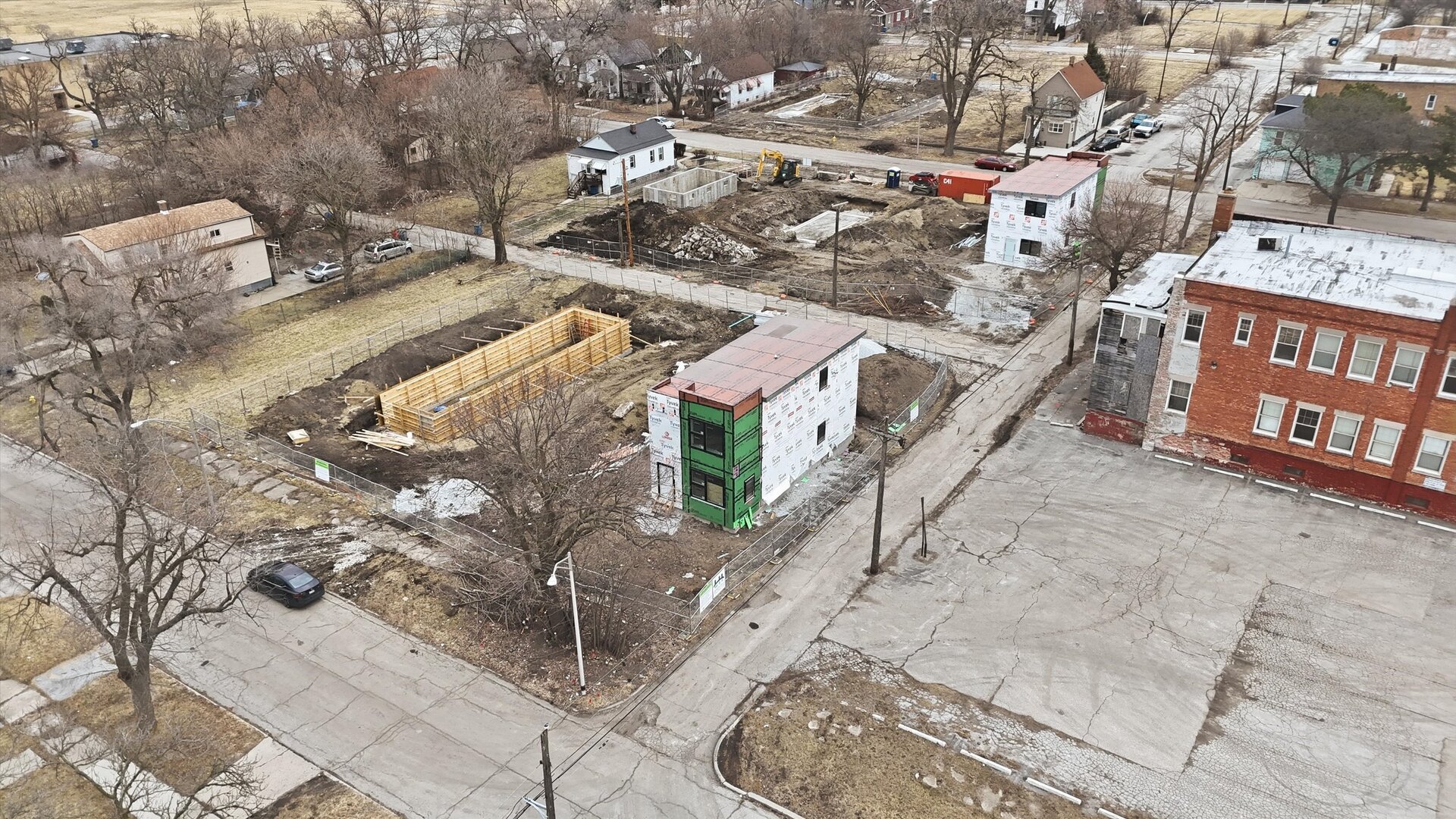 main property photo 17