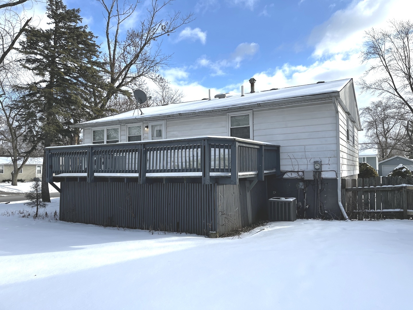 main property photo 13