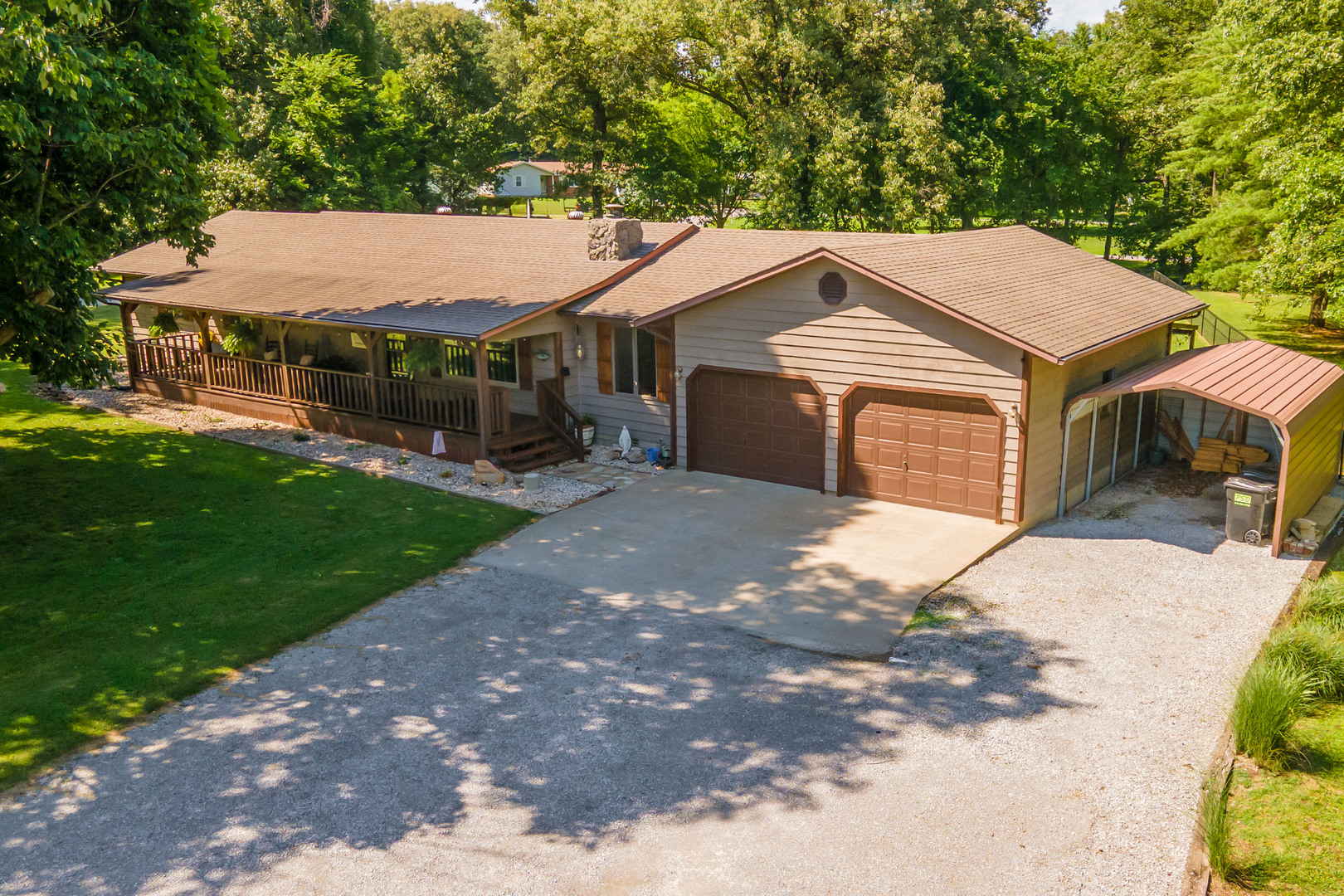 main property photo 38