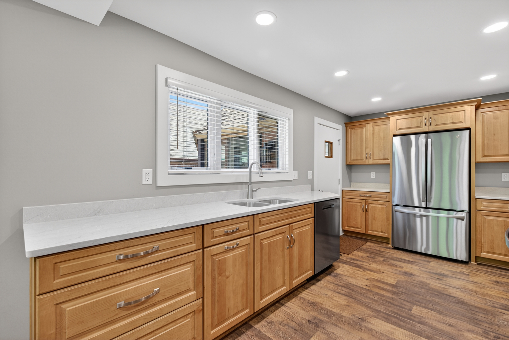 main property photo 102