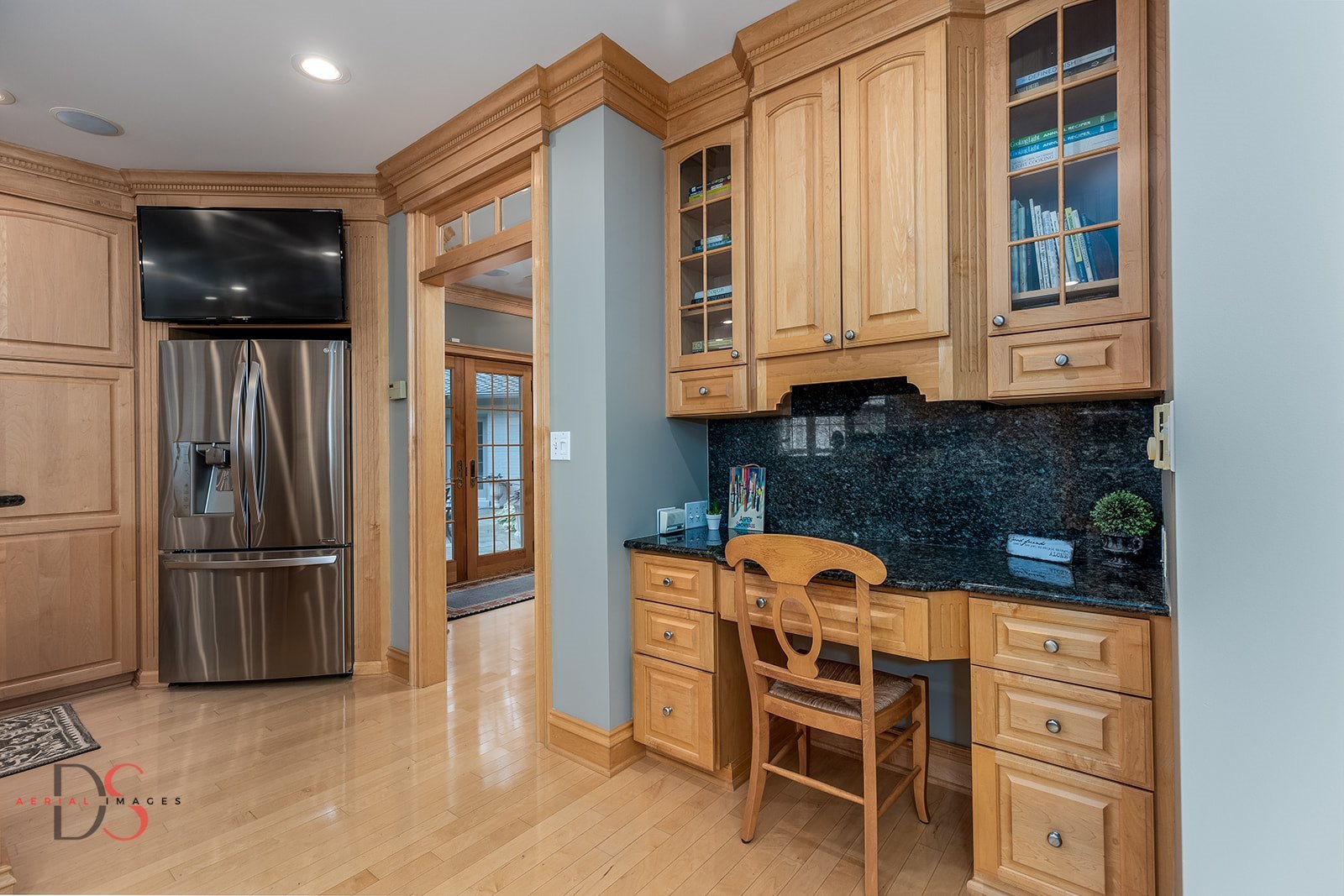 main property photo 15