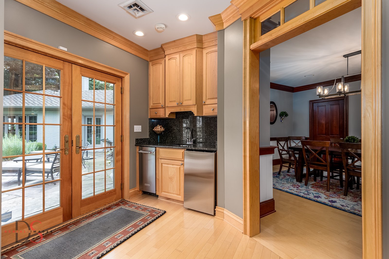 main property photo 17