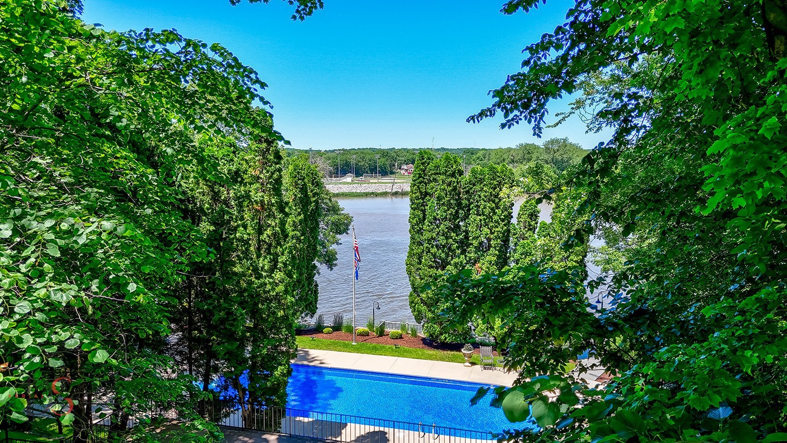 main property photo 57