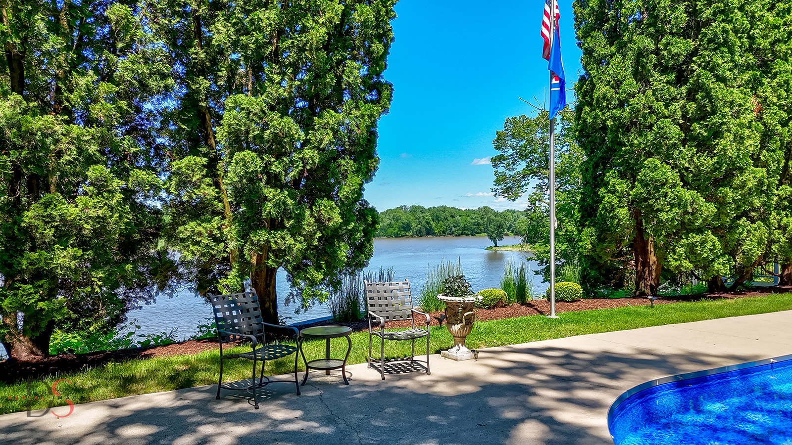 main property photo 58