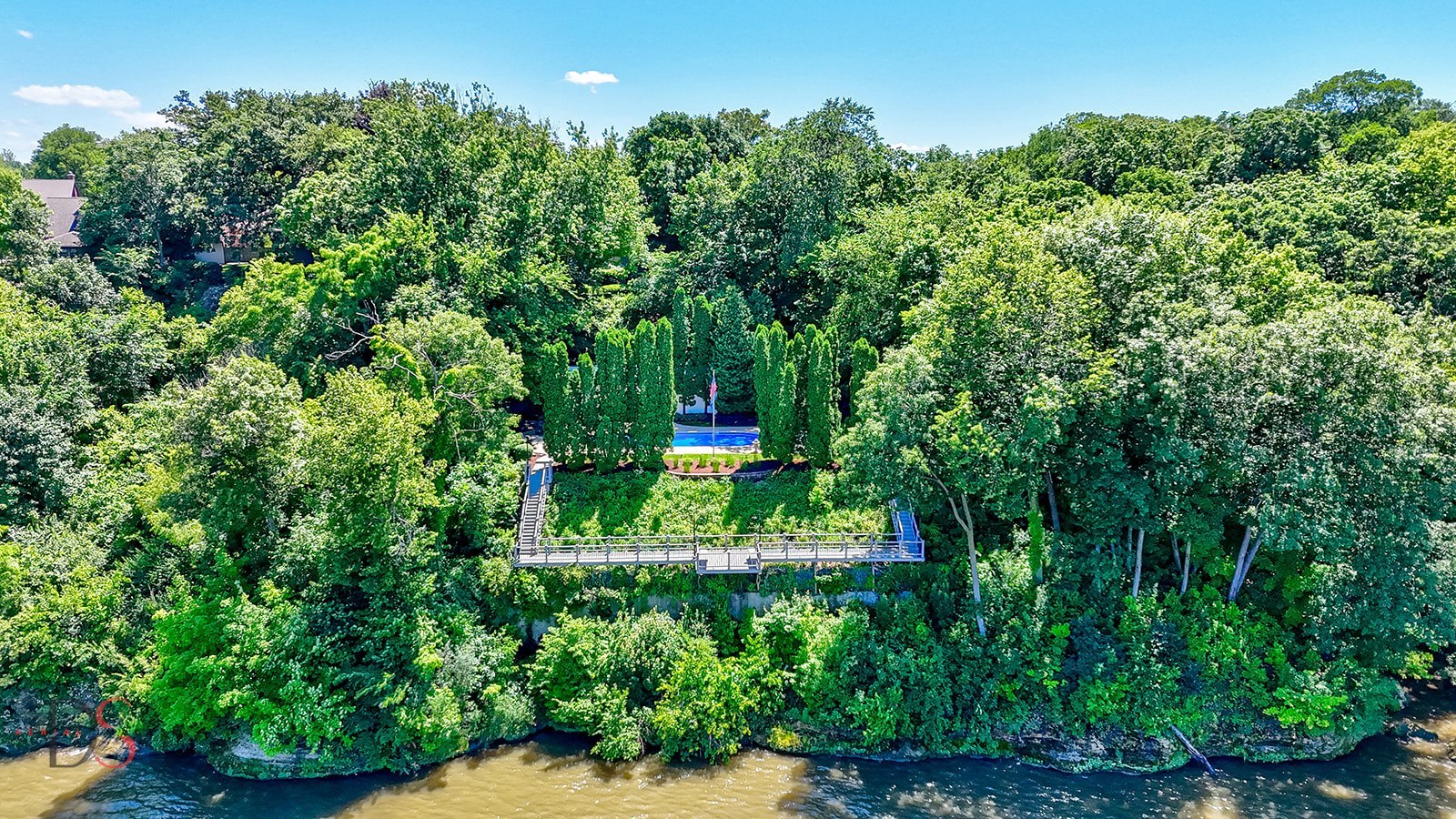main property photo 62