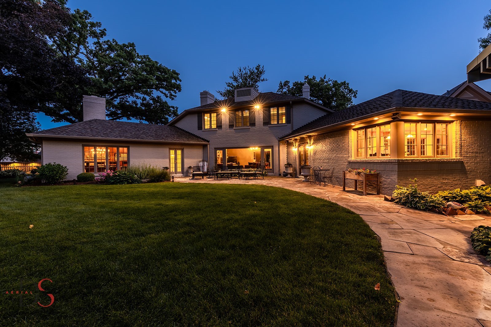 main property photo 79