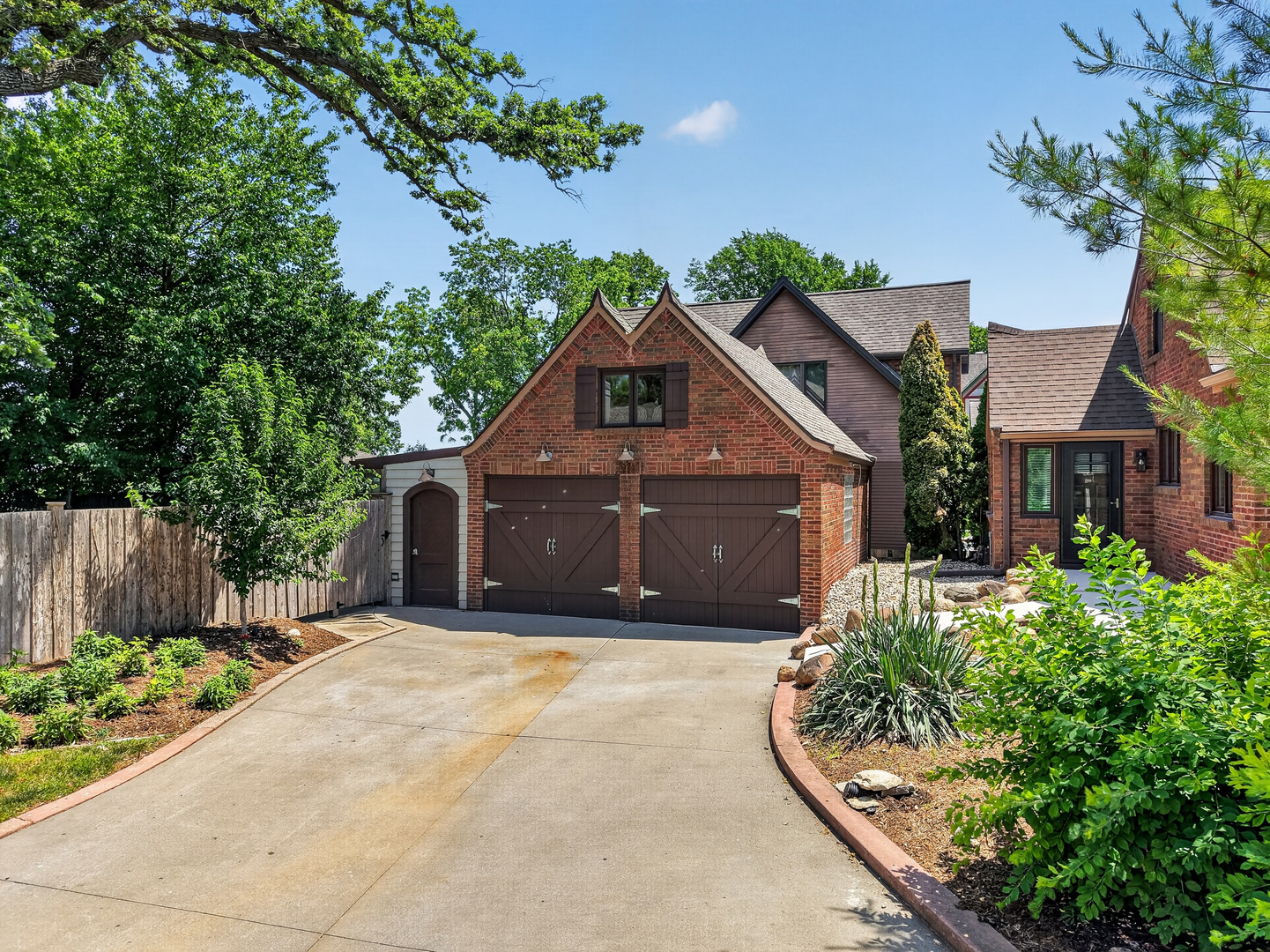 main property photo 90