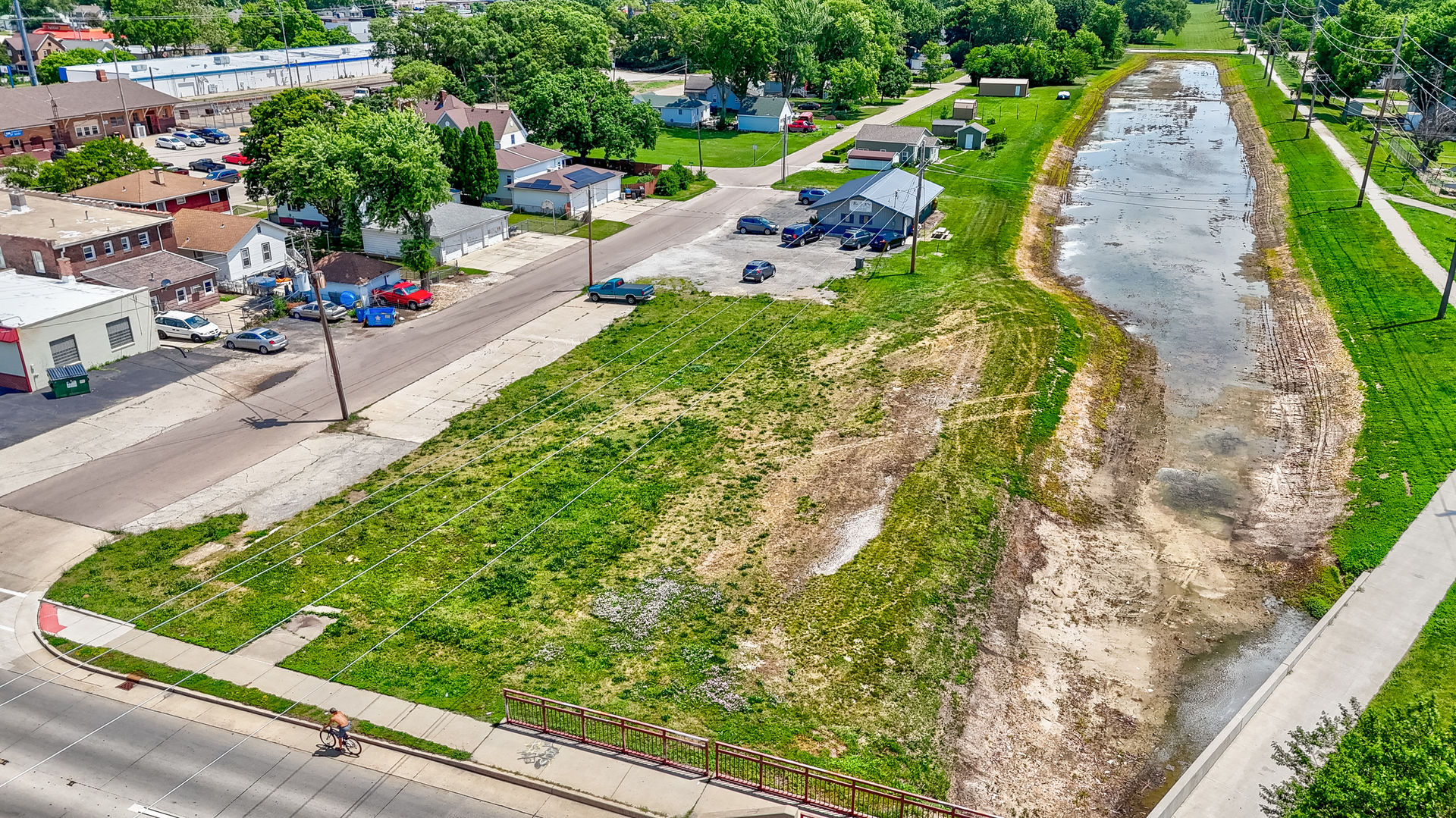 main property photo 5