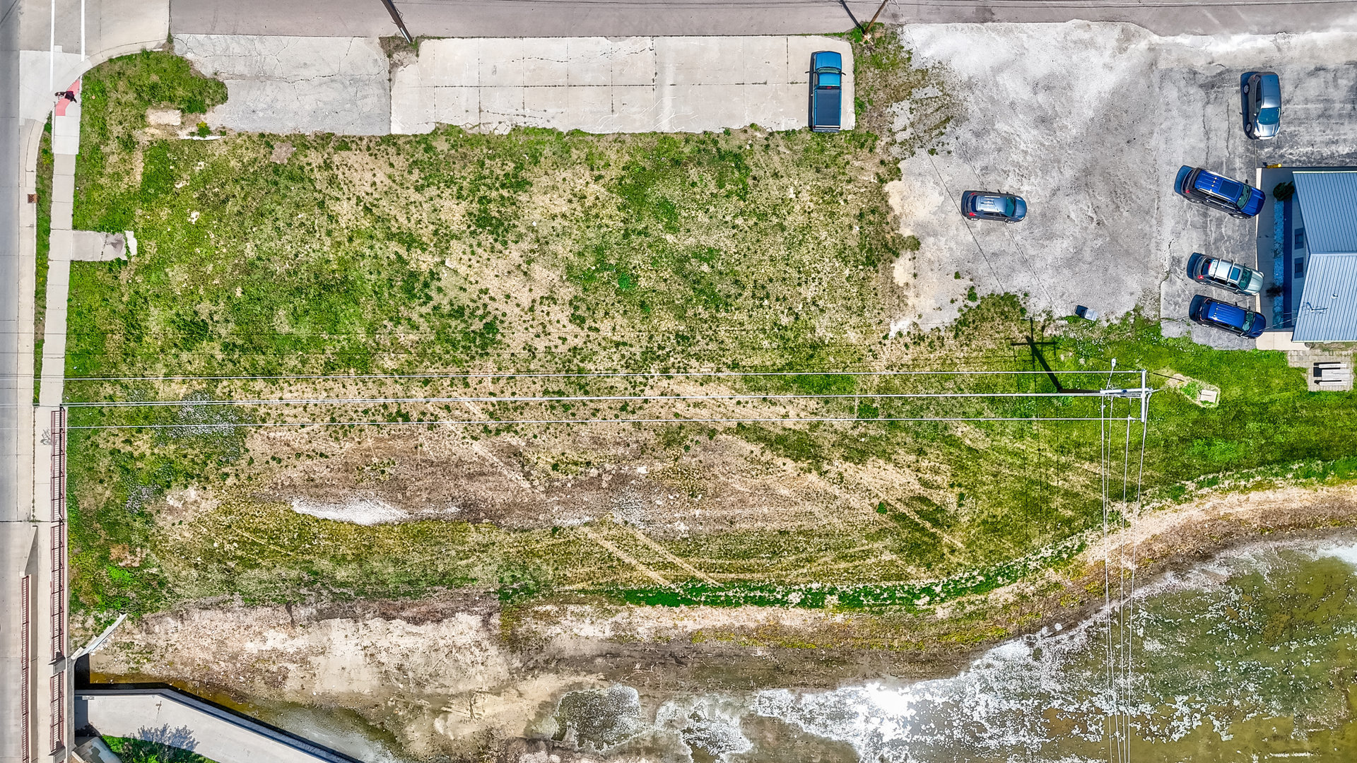 main property photo 7
