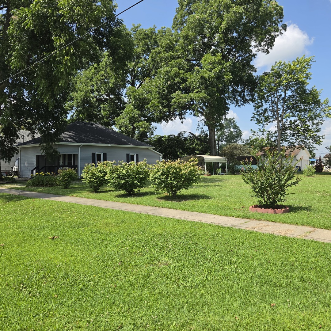 main property photo 12