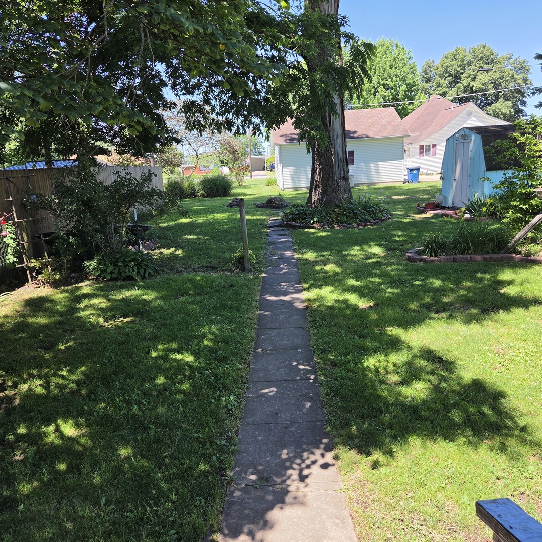 main property photo 6