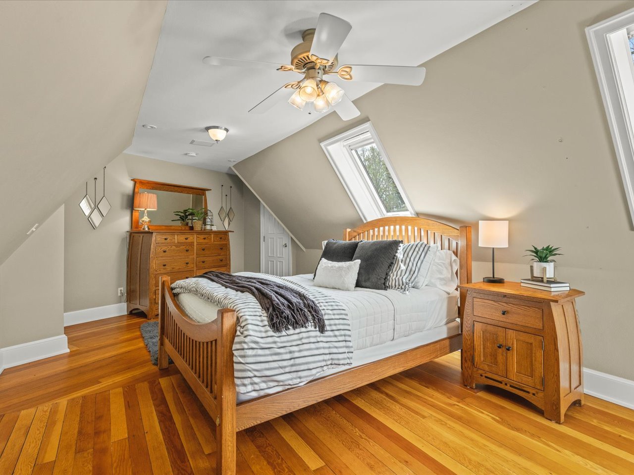 main property photo 74