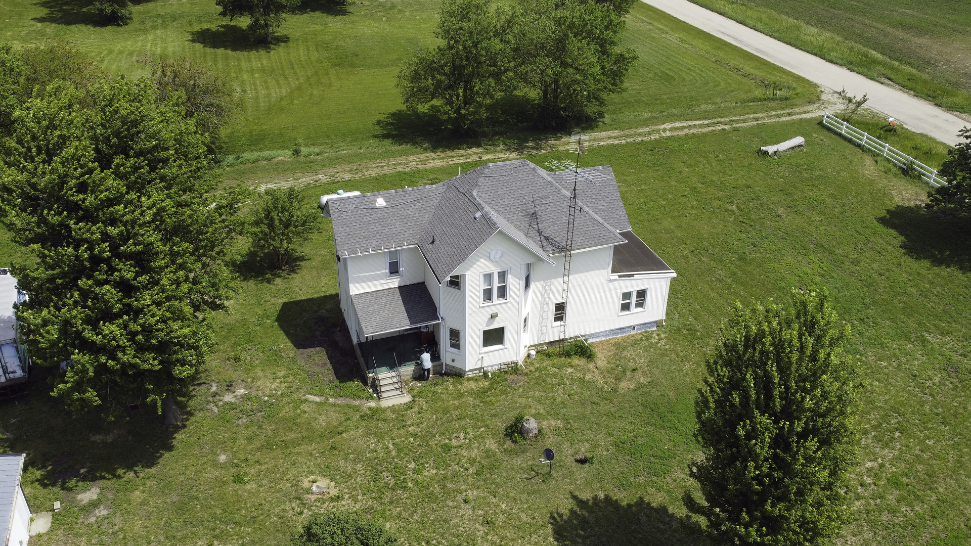 main property photo 24