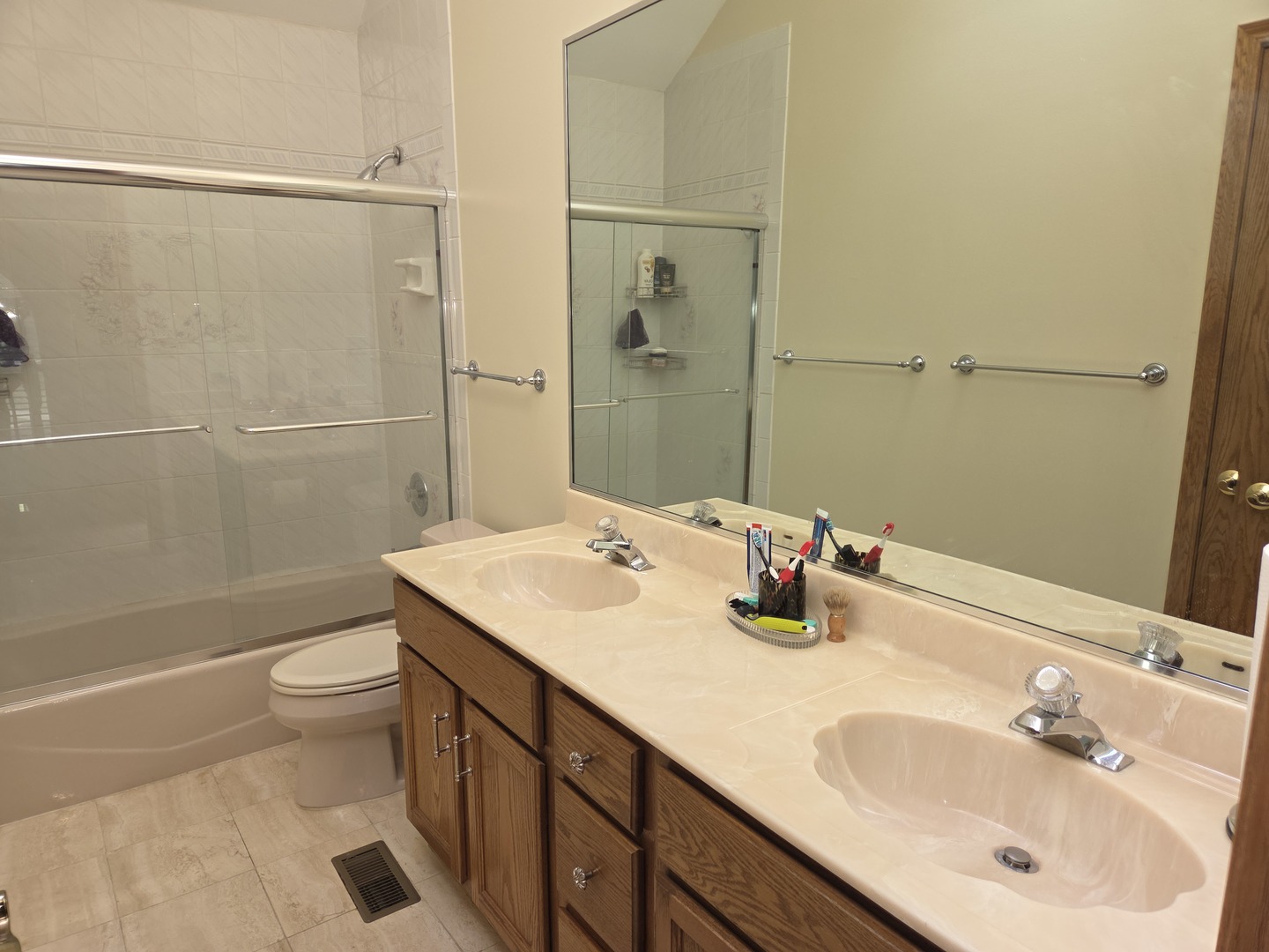 main property photo 18